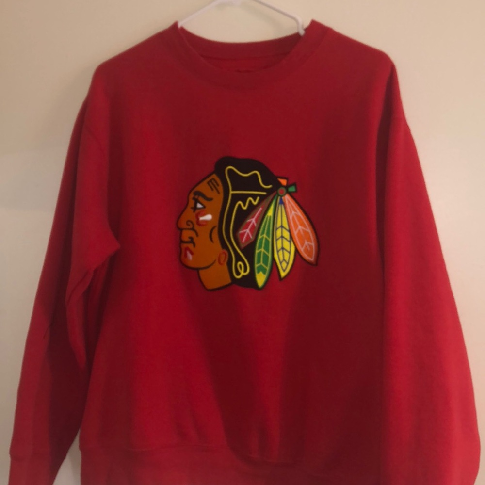 NHL Blackhawks Sweatshirt 🦅 Size L $36 📦